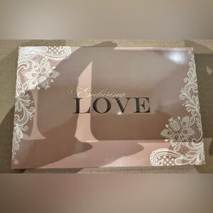 Sydney Grace Enduring Love Palette BNIB